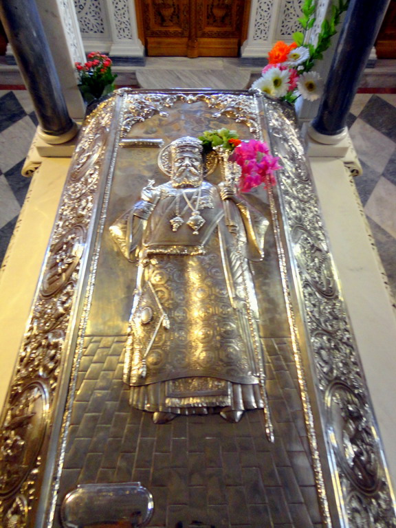  Grob Svetog Nektarija Eginskog 